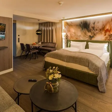 Vier & Restaurant Ξενοδοχείο με διαμερίσματα Λάνγκενφελντ