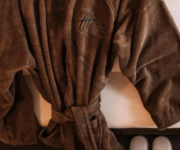 Hotel apartamentowy Vier & Restaurant 4*