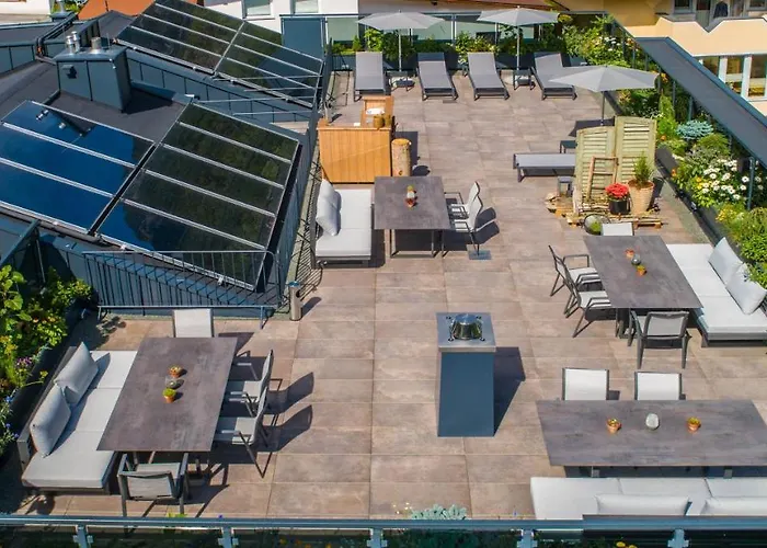 Vier Studios&restaurant Aparthotel 4*