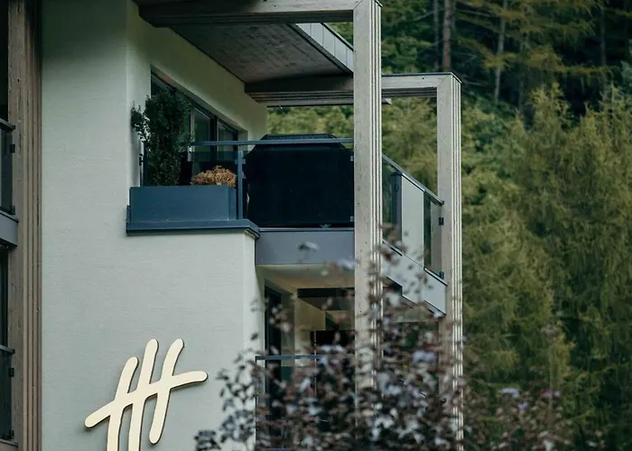 Vier & Restaurant Hotel apartamentowy 4*