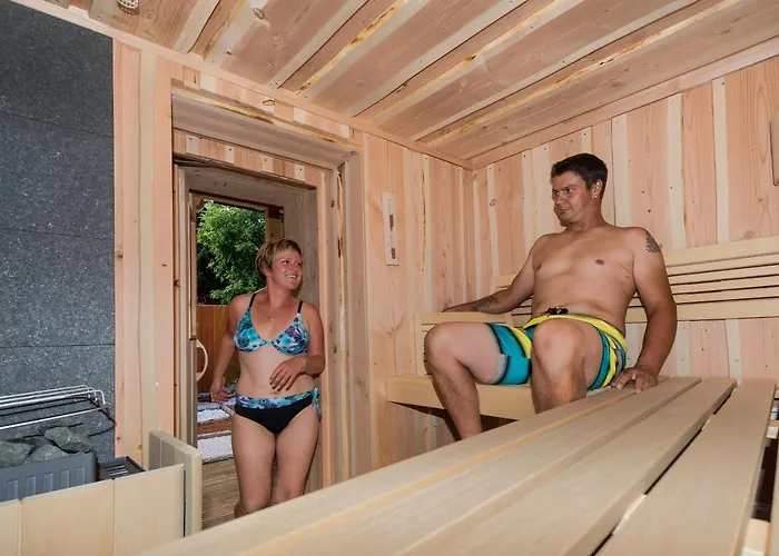 Vier & Restaurant Hotel apartamentowy 4*