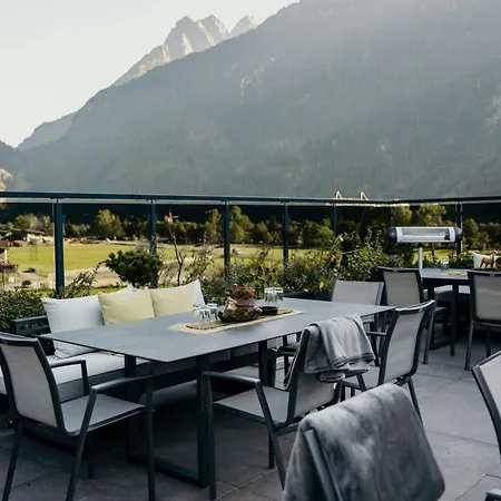 Vier & Restaurant Aparthotel