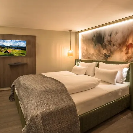 Vier & Restaurant 4* Längenfeld