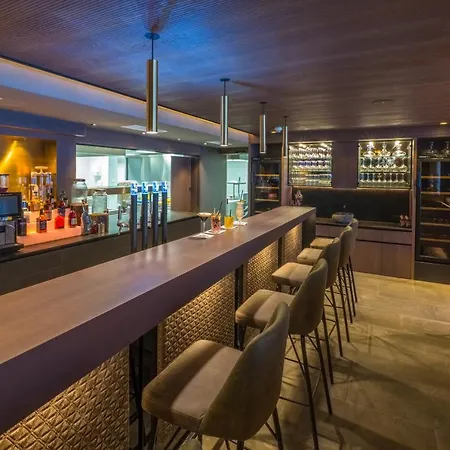 Vier & Restaurant
