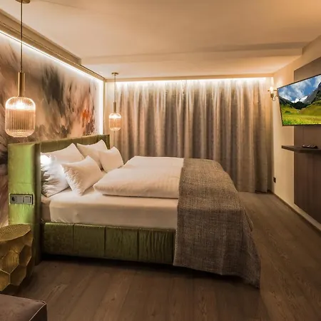 Vier & Restaurant 4* Längenfeld