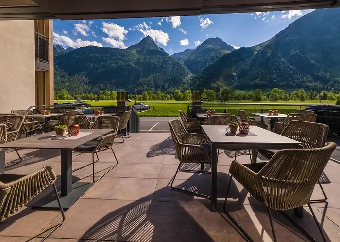 Vier & Restaurant 4*